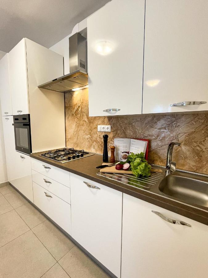 Stylish City View Apartment * Bellela * 코츌라 외부 사진
